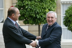 Le Président Jacques Chirac & le Premier Ministre Irlandais Bertie Ahern célébrant l'amitié franco-irlandaise